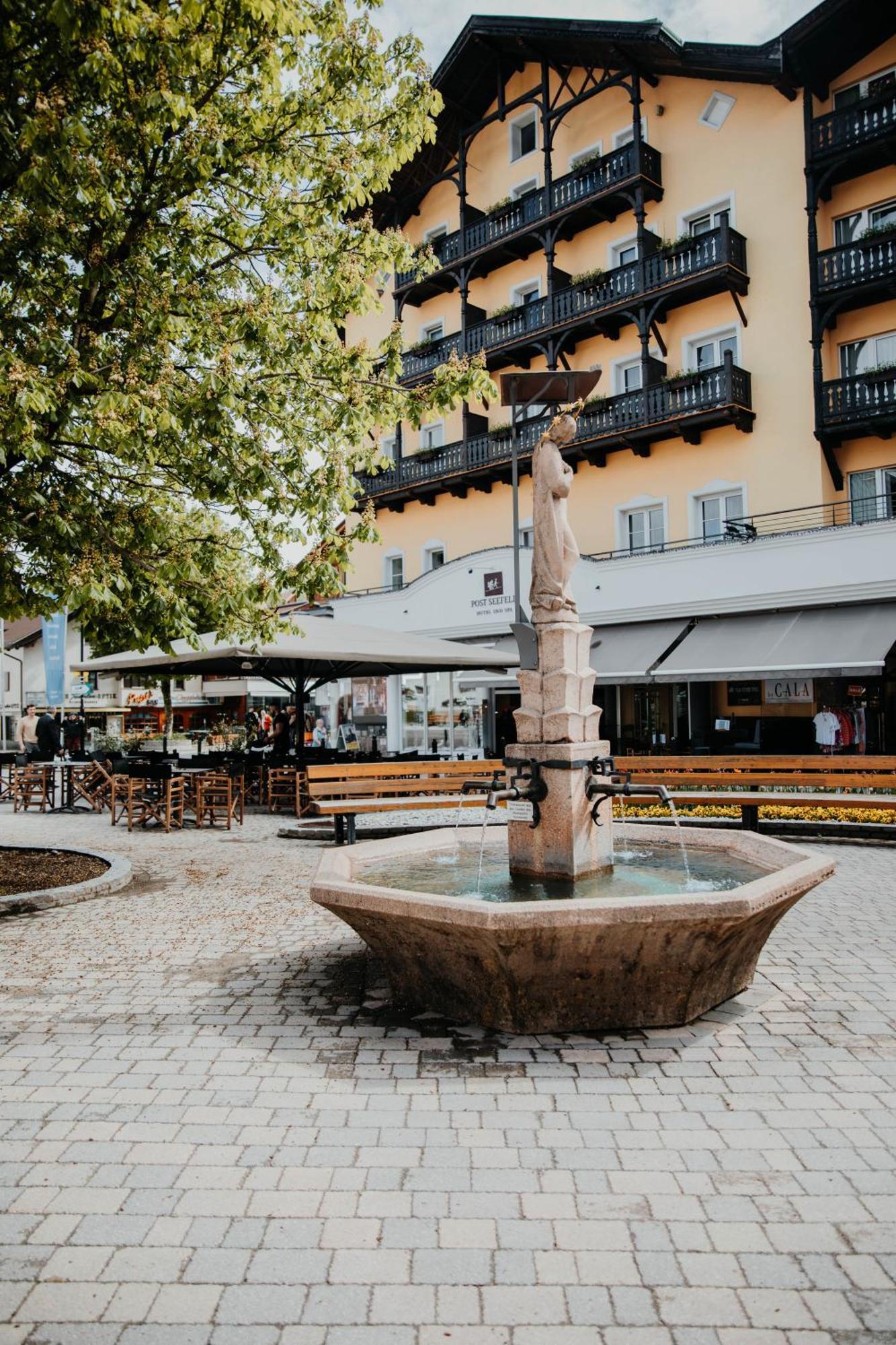 Post Seefeld - Wellnesshotel Tirol Зеефелд в Тирол Екстериор снимка