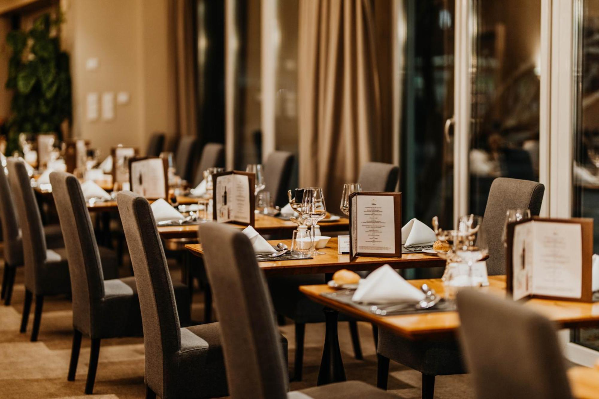 Post Seefeld - Wellnesshotel Tirol Зеефелд в Тирол Екстериор снимка