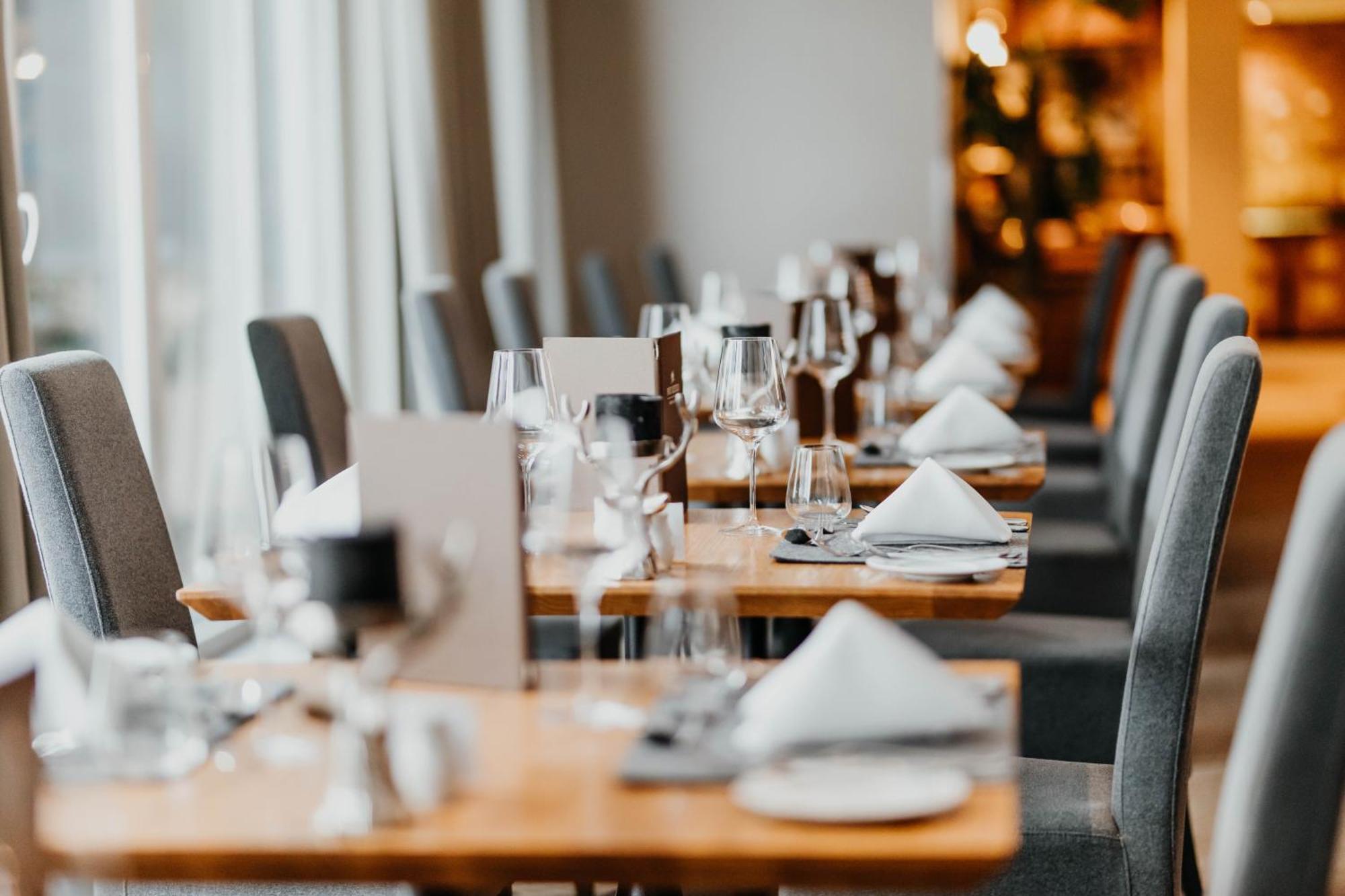 Post Seefeld - Wellnesshotel Tirol Зеефелд в Тирол Екстериор снимка