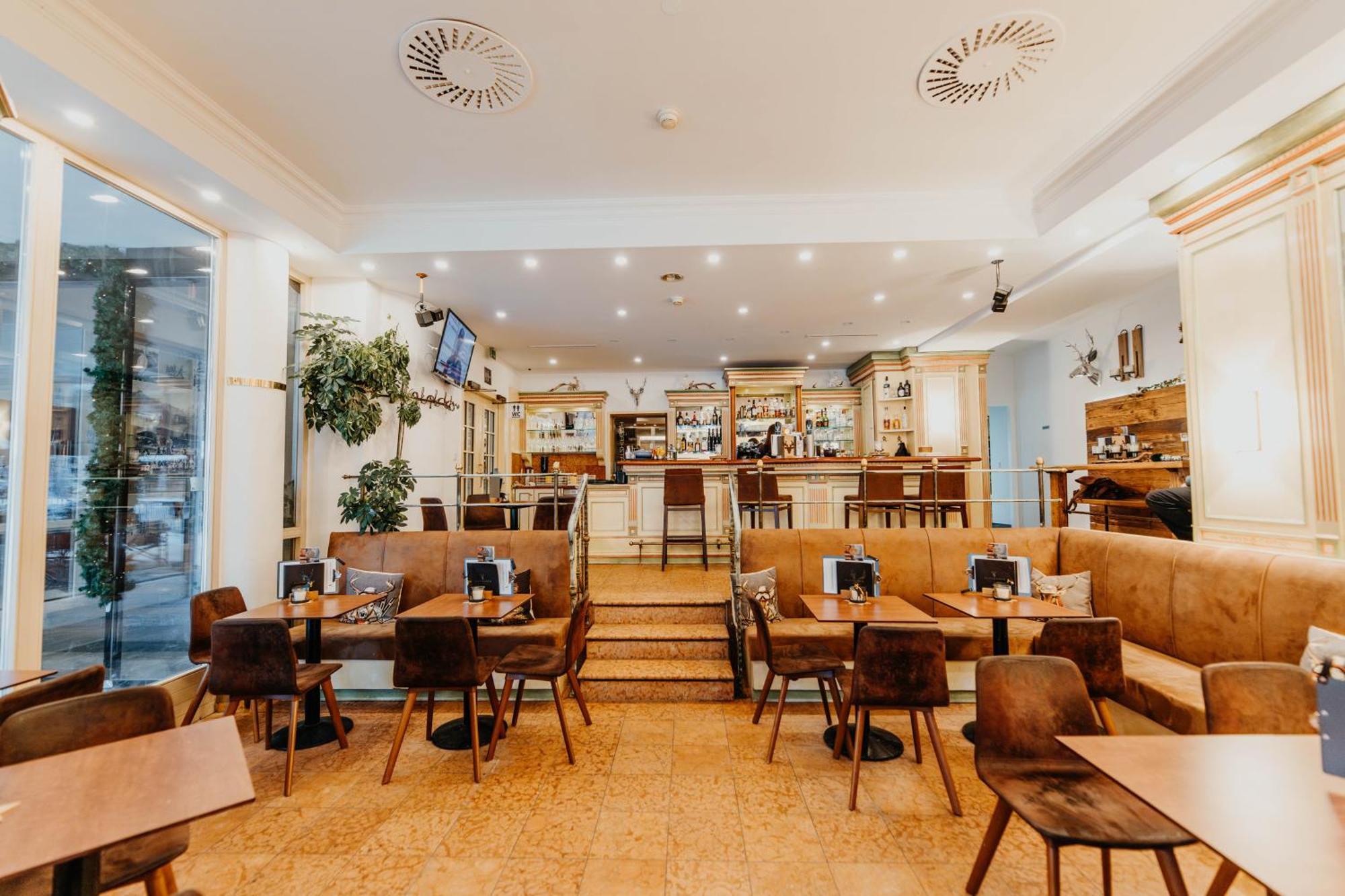 Post Seefeld - Wellnesshotel Tirol Зеефелд в Тирол Екстериор снимка